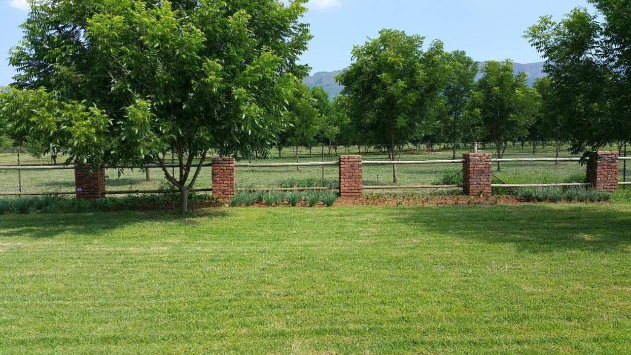 Green Willows Guest House Skeerpoort Екстер'єр фото